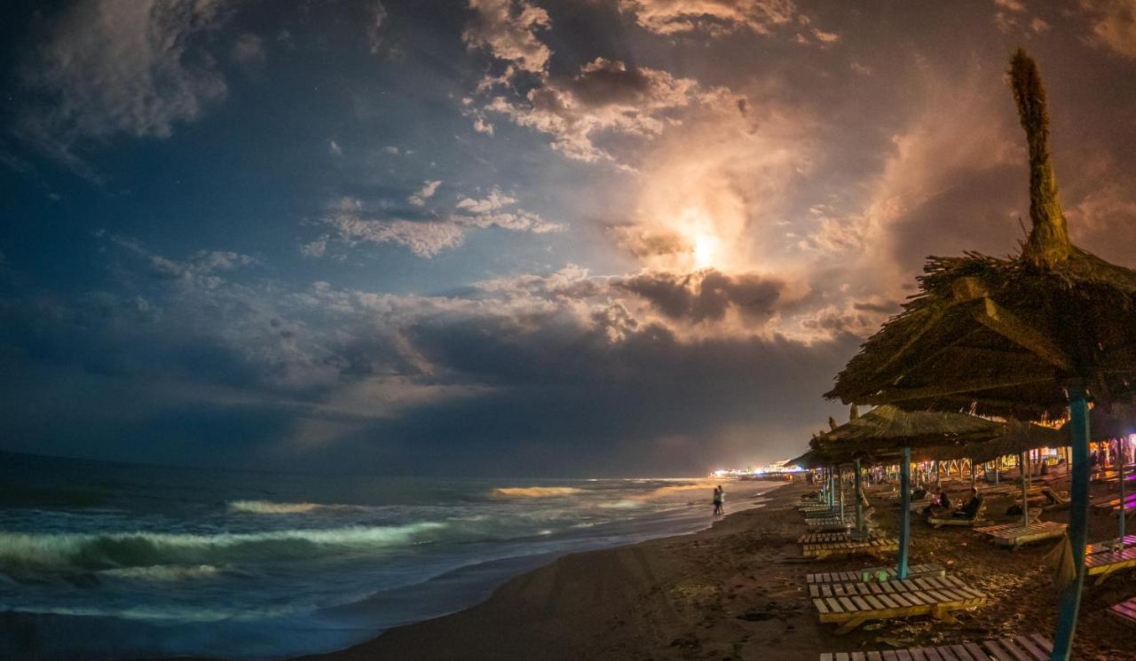 Spot Vama Veche Hotel Екстериор снимка